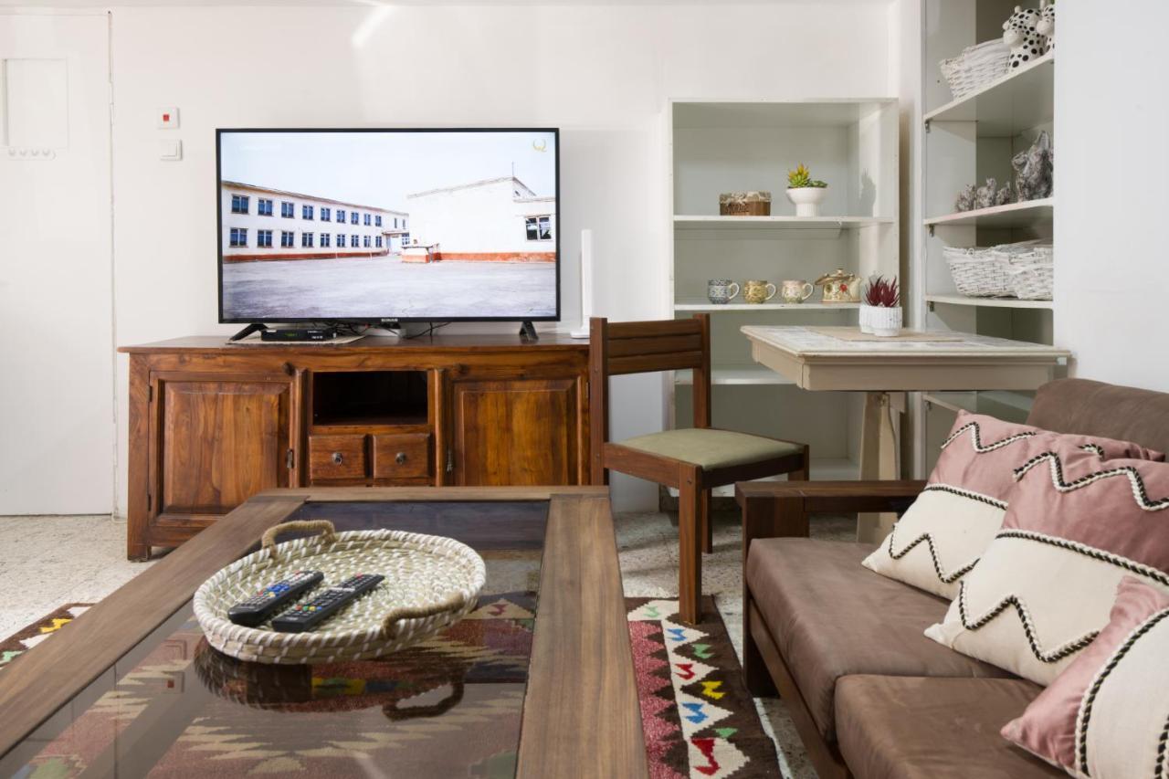 Lovely & Budget Apartment At The Center, Gardens & German Colony Хайфа Екстер'єр фото